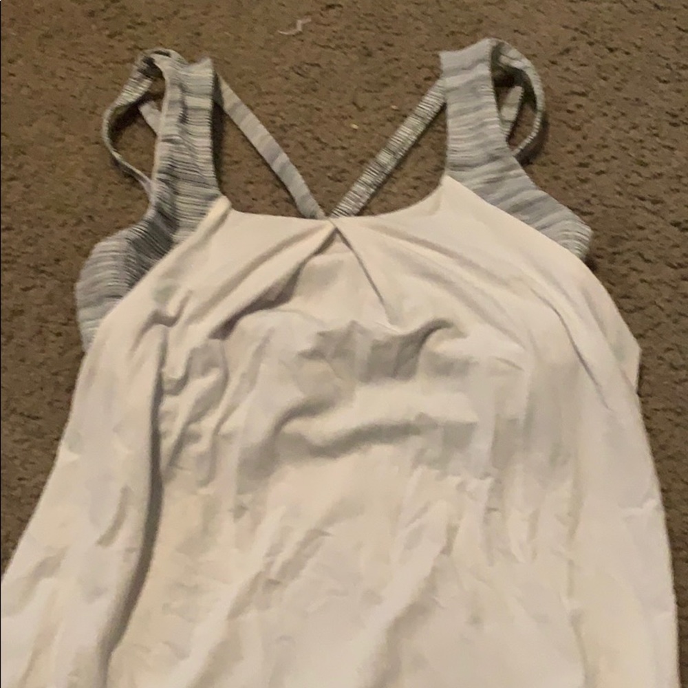 Lululemon tank